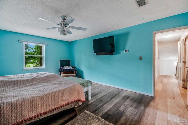1237 Chisholm Trl, Pensacola, FL 32514
