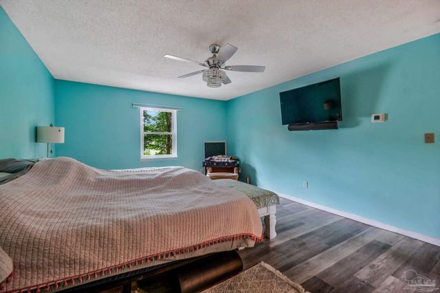 1237 Chisholm Trl, Pensacola, FL 32514