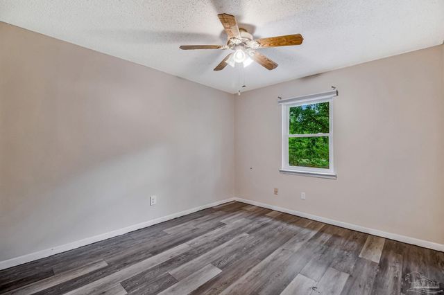 1237 Chisholm Trl, Pensacola, FL 32514