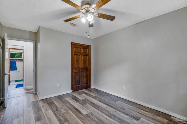 1237 Chisholm Trl, Pensacola, FL 32514