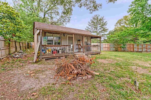 1237 Chisholm Trl, Pensacola, FL 32514
