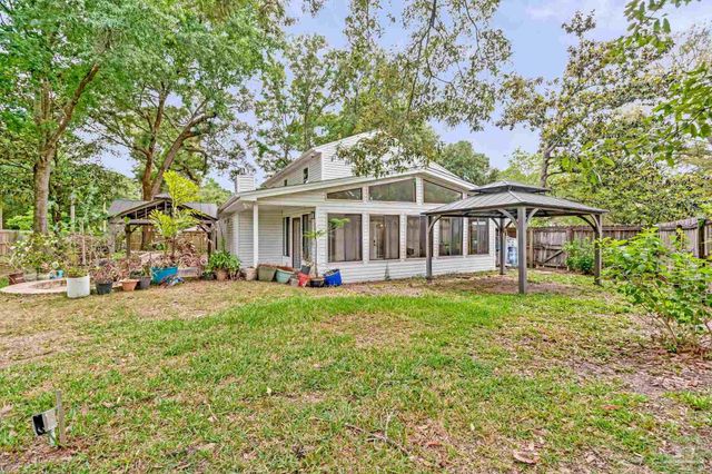 1237 Chisholm Trl, Pensacola, FL 32514