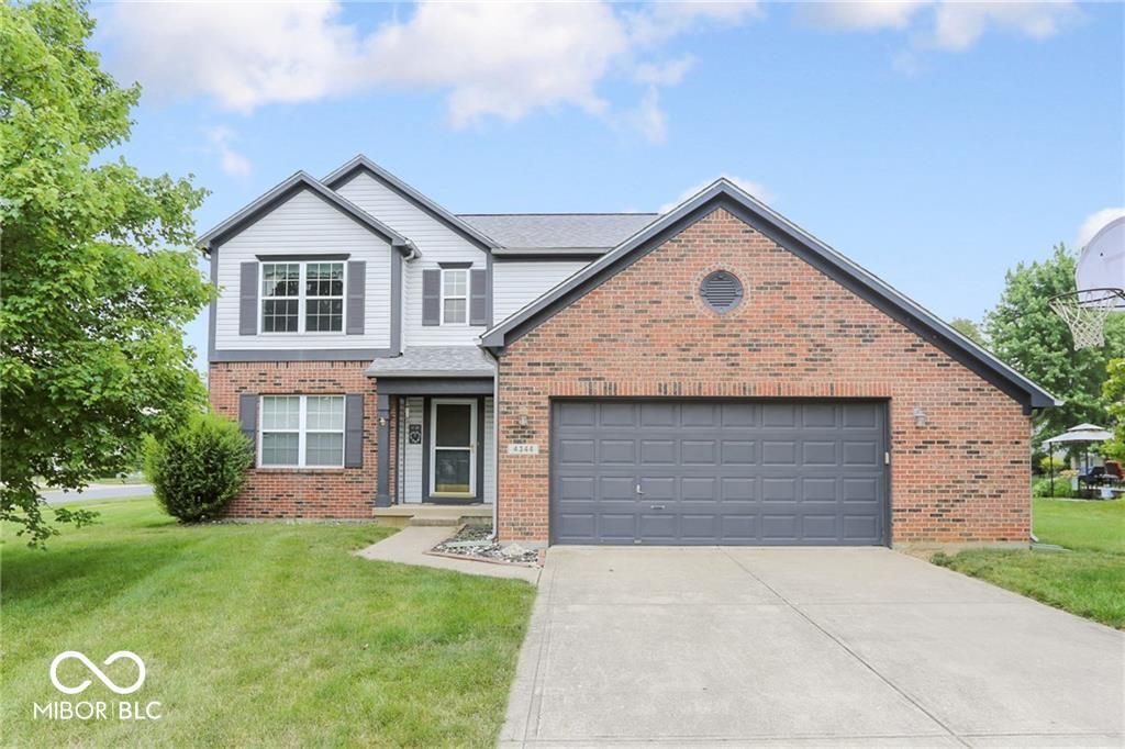 4344 Teakwood Lane, Greenwood, IN 46143