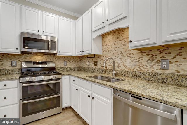 5282 SANDYFORD ST, Alexandria, VA 22315