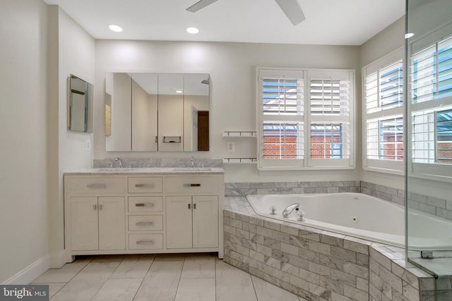 5282 SANDYFORD ST, Alexandria, VA 22315