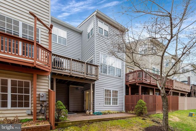 5282 SANDYFORD ST, Alexandria, VA 22315