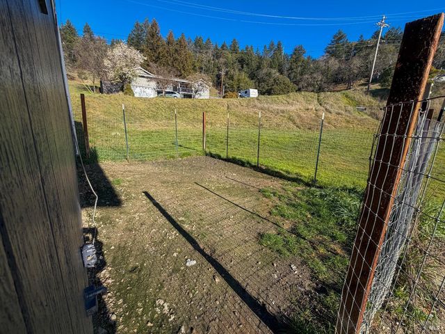 27310 Oriole Dr, Willits, CA 95490