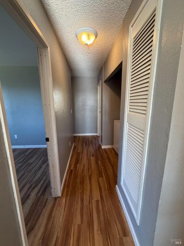 27310 Oriole Dr, Willits, CA 95490