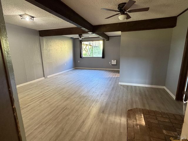 27310 Oriole Dr, Willits, CA 95490