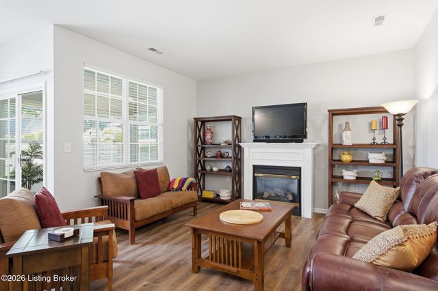 5000 Merton Square, Louisville, KY 40241