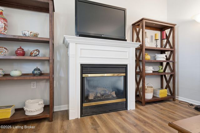 5000 Merton Square, Louisville, KY 40241