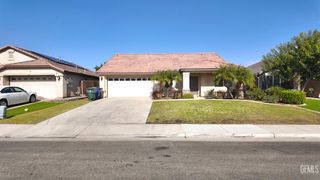 13416 Ridgeway Meadows Dr., Bakersfield, CA 93314