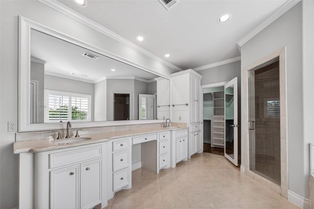 10407 Willowgrove Drive, Houston, TX 77035