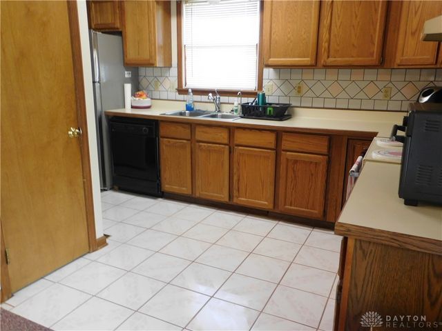 1132 Nouvelle Drive, Miamisburg, OH 45342