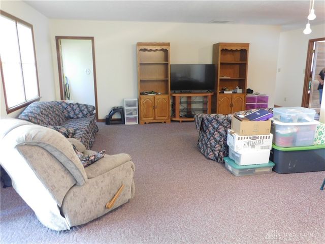 1132 Nouvelle Drive, Miamisburg, OH 45342