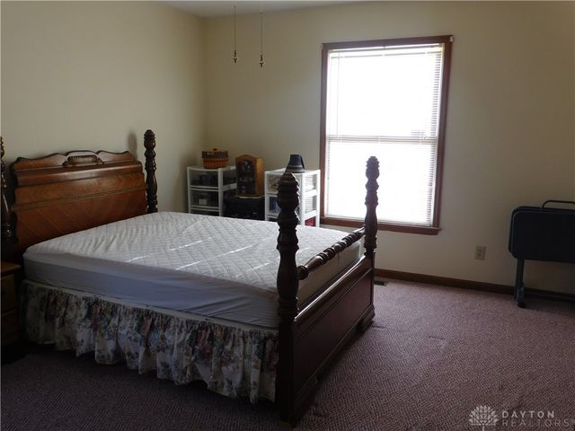 1132 Nouvelle Drive, Miamisburg, OH 45342