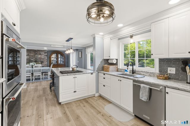 169 Tom Swamp Road, Hamden, CT 06518