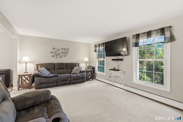 169 Tom Swamp Road, Hamden, CT 06518