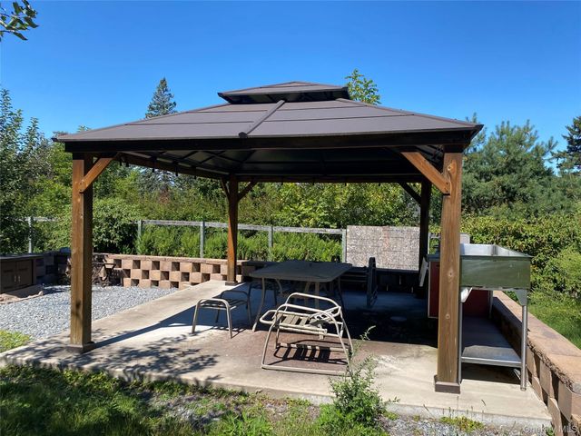 54 Pulaski Highway, Pine Island, NY 10969