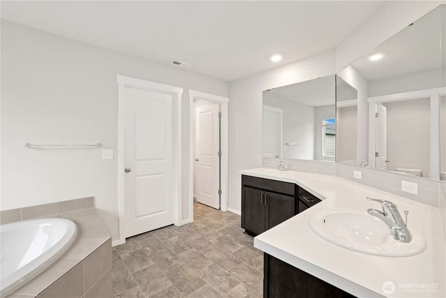 10637 187th Street, Puyallup, WA 98374