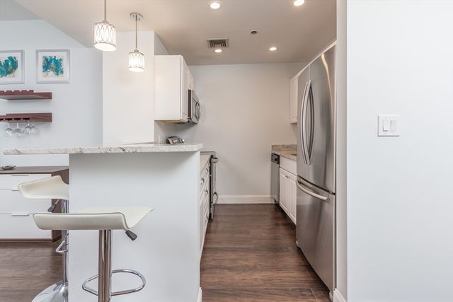 300 Commercial Street 402, Boston, MA 02109