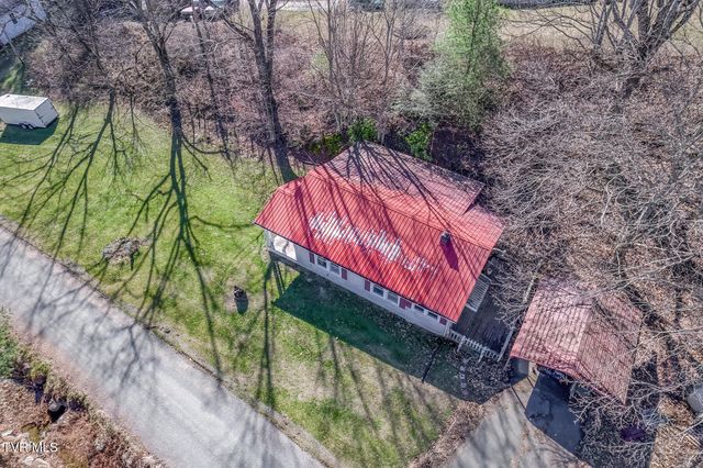 141 Canter Road, Trade, TN 37691