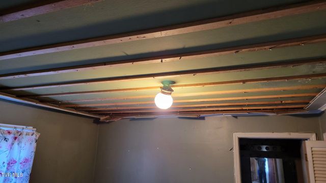 141 Canter Road, Trade, TN 37691