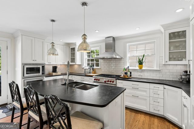 2782 N Hills Drive NE, Atlanta, GA 30305