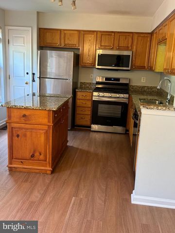10339 GENT CT, Manassas, VA 20110