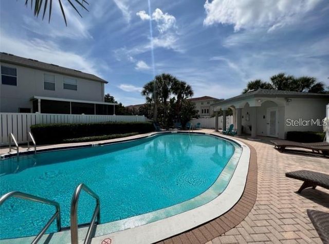 10216 DOLCE VISTA DRIVE NE, St Petersburg, FL 33702