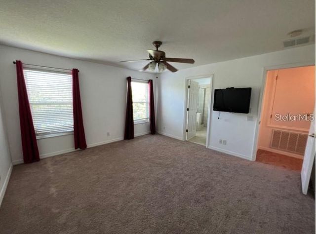 10216 DOLCE VISTA DRIVE NE, St Petersburg, FL 33702