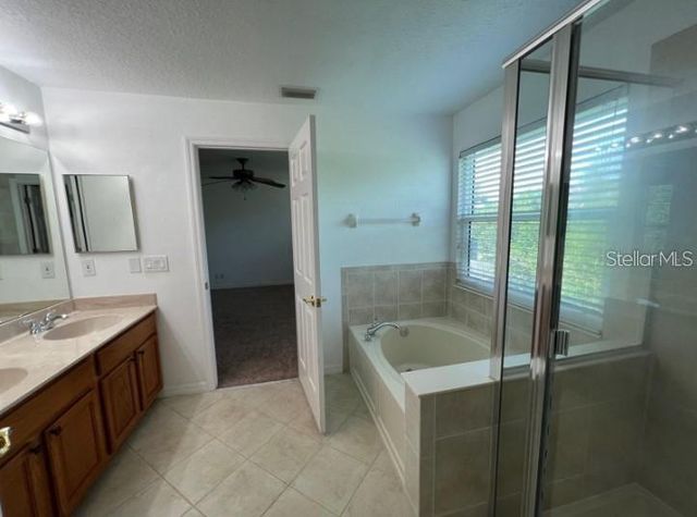 10216 DOLCE VISTA DRIVE NE, St Petersburg, FL 33702