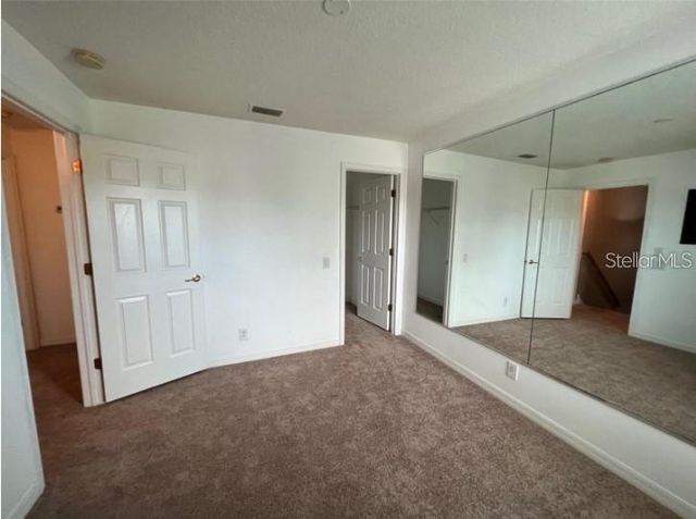 10216 DOLCE VISTA DRIVE NE, St Petersburg, FL 33702