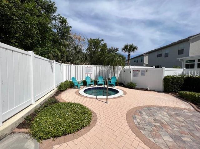 10216 DOLCE VISTA DRIVE NE, St Petersburg, FL 33702