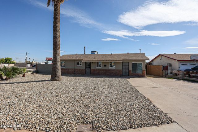 4301 W WELDON Avenue, Phoenix, AZ 85031