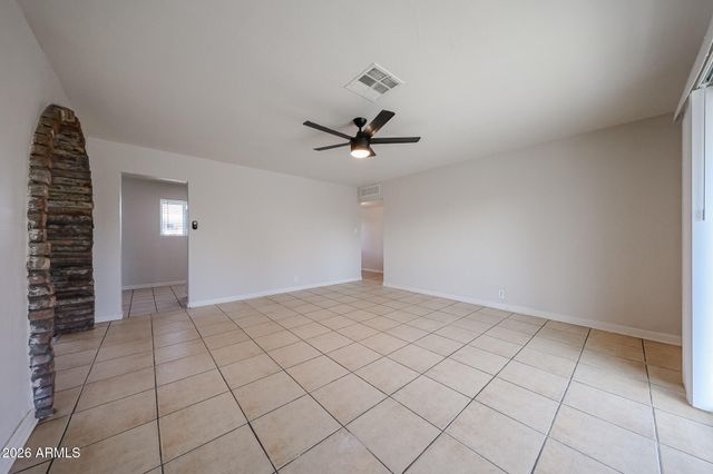 4301 W WELDON Avenue, Phoenix, AZ 85031