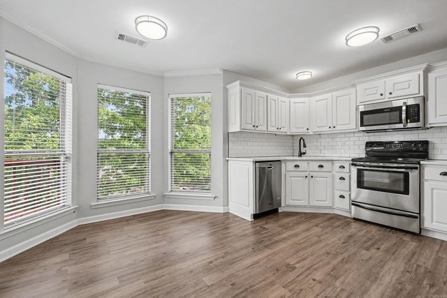 3050 Woodruff Creek Drive, Sherwood, AR 72120