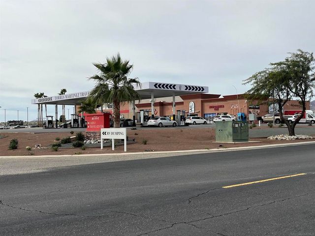 2063 Venus Ave, Thermal, CA 92274