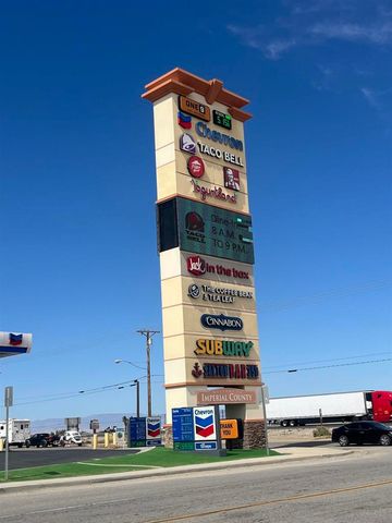 2063 Venus Ave, Thermal, CA 92274