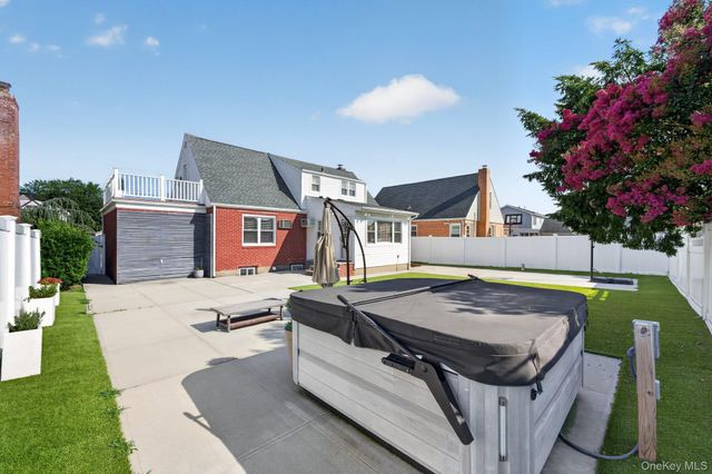 69 Bank Street 1FL, Valley Stream, NY 11580