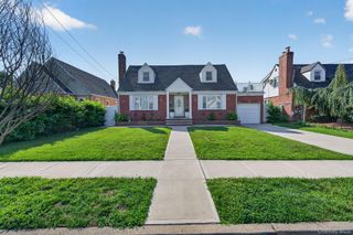 69 Bank Street 1FL, Valley Stream, NY 11580