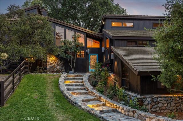 4625 Live Oak Canyon Rd, La Verne, CA 91750