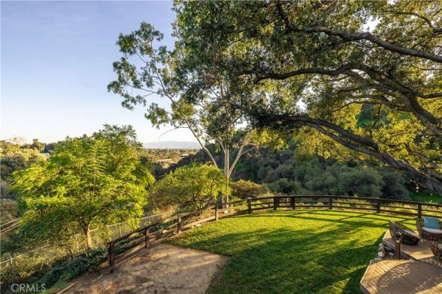 4625 Live Oak Canyon Rd, La Verne, CA 91750