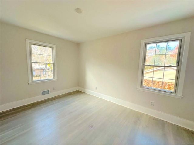 663 Foxcroft SE Circle, Marietta, GA 30067