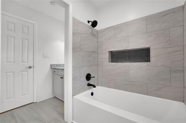 663 Foxcroft SE Circle, Marietta, GA 30067