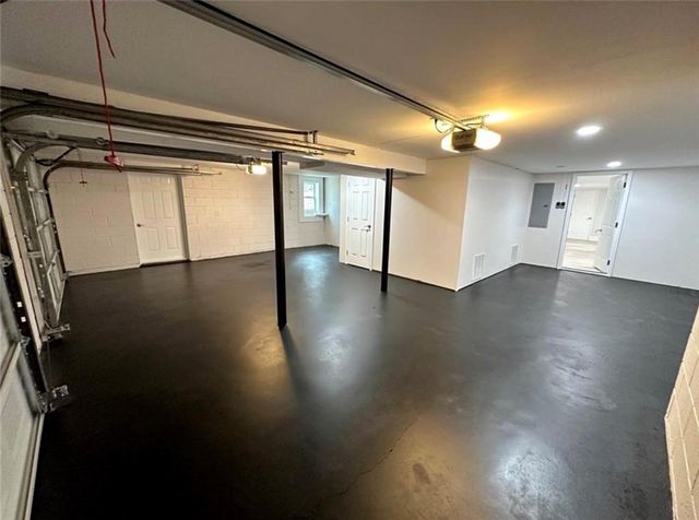 663 Foxcroft SE Circle, Marietta, GA 30067