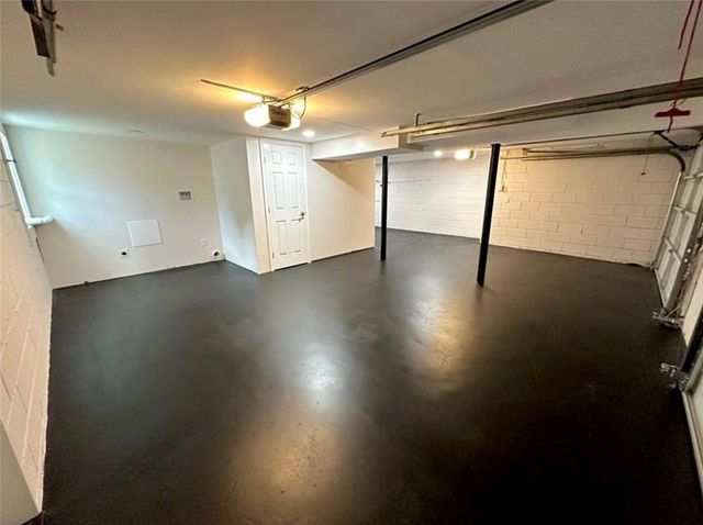 663 Foxcroft SE Circle, Marietta, GA 30067