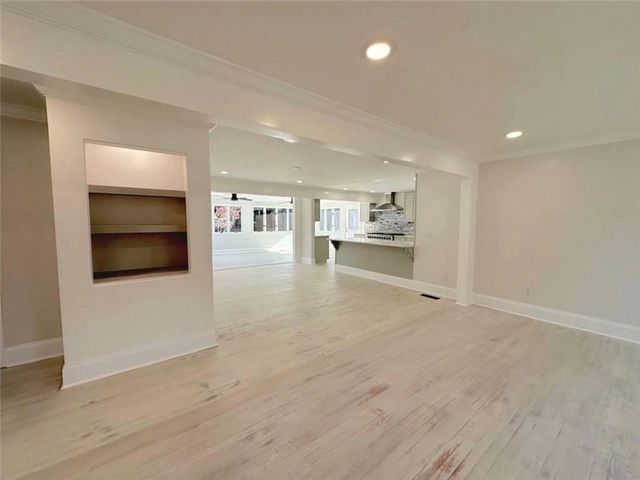 663 Foxcroft SE Circle, Marietta, GA 30067