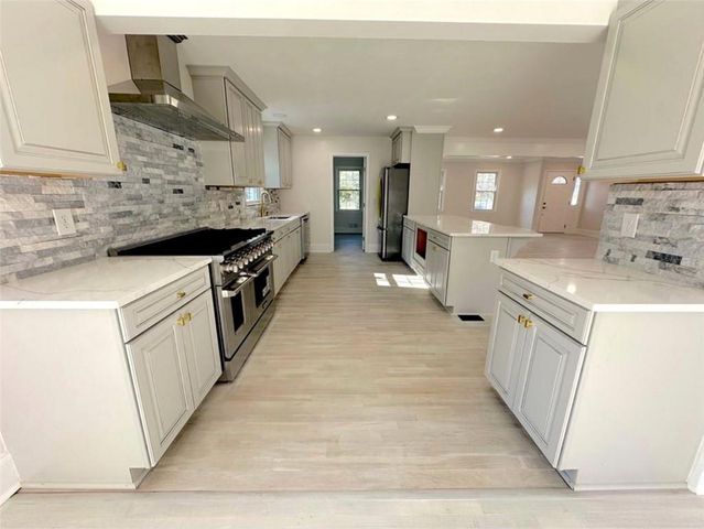 663 Foxcroft SE Circle, Marietta, GA 30067