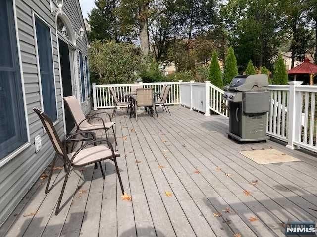 598 Saddle River Road 1, Saddle Brook, NJ 07663